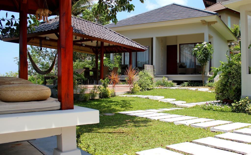 Villa Karingal Senggigi Buitenkant foto