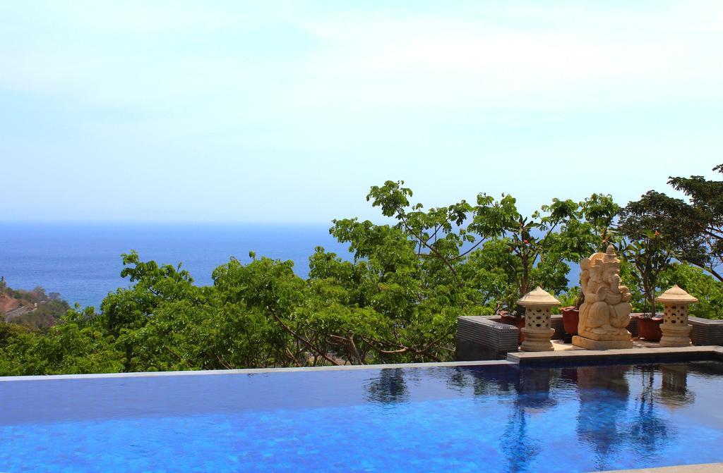 Villa Karingal Senggigi Buitenkant foto