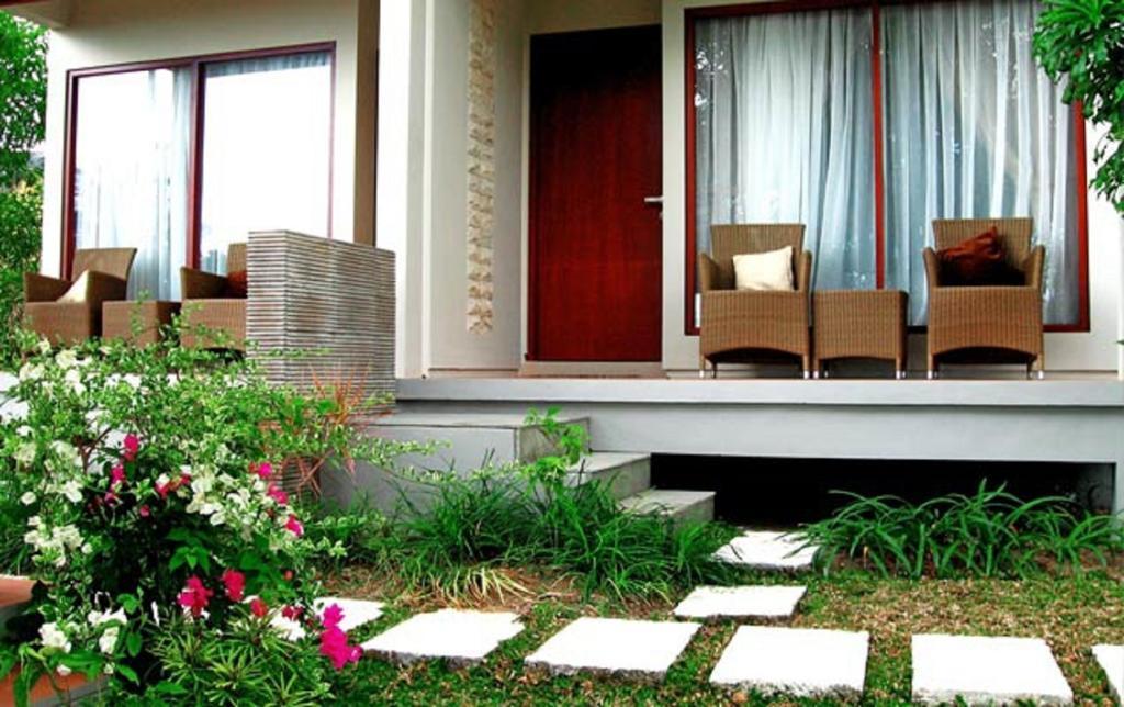 Villa Karingal Senggigi Buitenkant foto