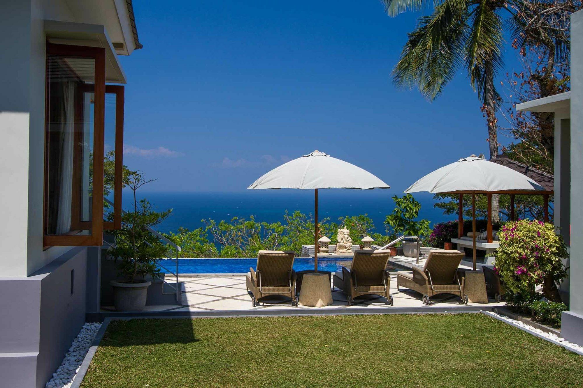 Villa Karingal Senggigi Buitenkant foto