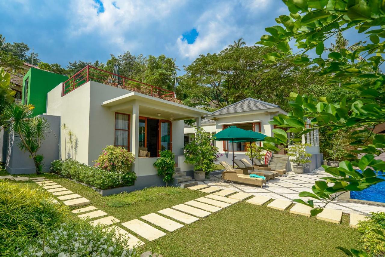 Villa Karingal Senggigi Buitenkant foto