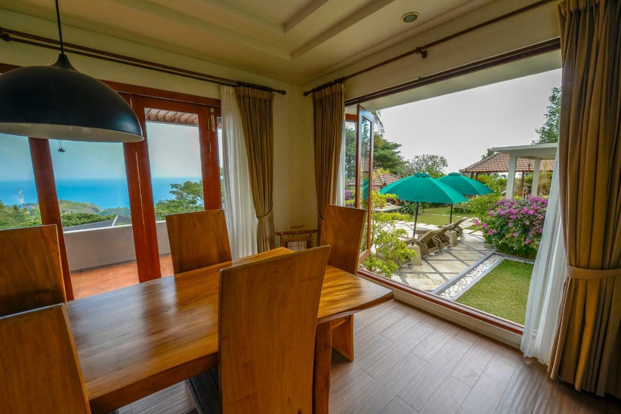 Villa Karingal Senggigi Buitenkant foto