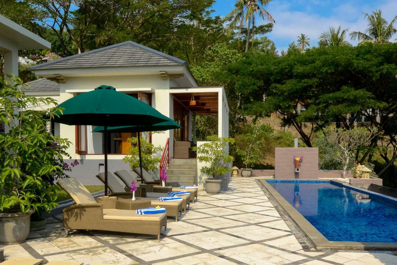 Villa Karingal Senggigi Buitenkant foto